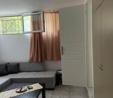 Plepi Villa | Plepi's Seaside Villa