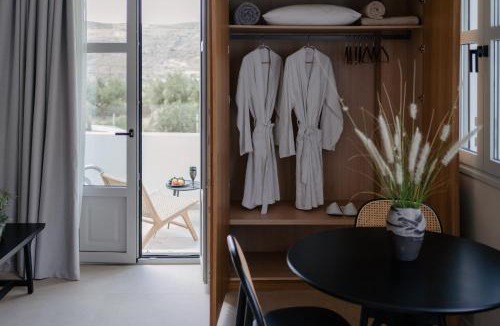Skiros House | Pnoes Skyros