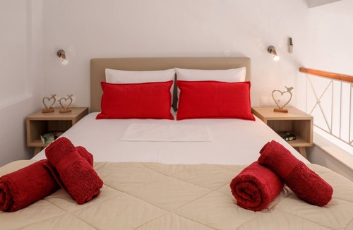 Katsarou Resort | Poolside maisonette in Achladies