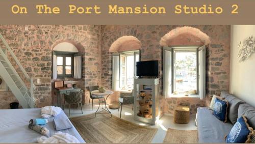 idhra House | Port Mansion Studio 2 Hydra - not a hotel