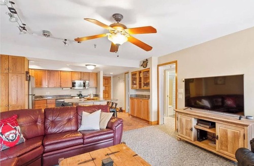 Stratton Mountain Condo | Powder weekend just added! Village at Stratton. 300 steps to Lift.