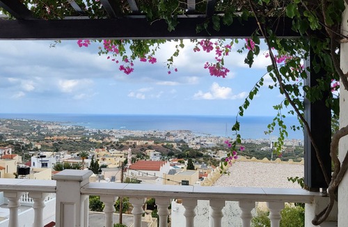 Piskopiano Apartment | Private Apartment Sea View