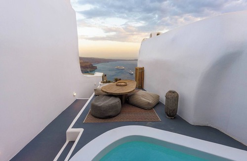 Imerovigli House | Pura Vida Cave House