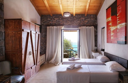 Agios Kirykos House | Pyrgos Ikaria Traditional Village