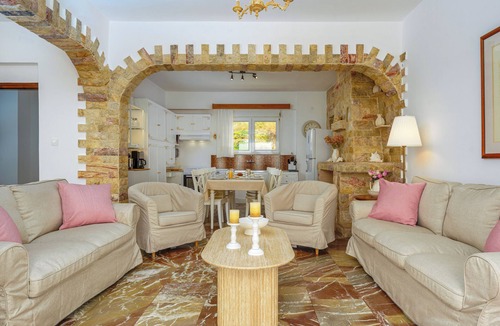 Ormos Agiou Ioannou House | R&M Ocean View Charming 3-bedroom house in peaceful Daskalio