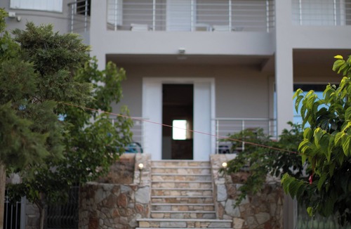 Marathon Villa | Relax with Stunning Sea View at Mulberry House