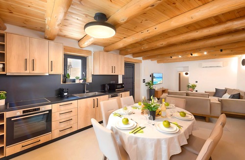 Roustika Villa | Roustico Luxury Villa Heated Pool and Whirlpool
