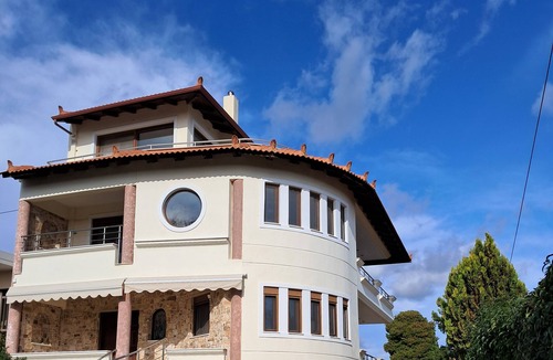 Spata-Artemida House | Salty Sea Breeze nearby Athens airport