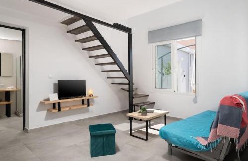 Agia Marina House | "Sea and Sun" Sea maisonette