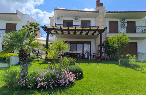 Pefkochori Villa | Sea View Pool Villa in Glarokavos, Halkidiki