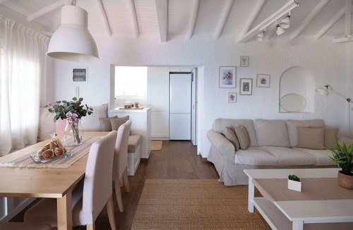 Diasella Apartment | Seafront Pouletis Family Aeraki Nest with pool