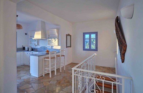 Nea Cryssi Akti Villa | Seafront Villa Elia -Island Living-