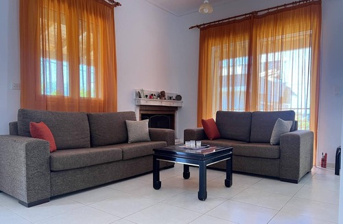 Psatha House | Seaside House in Psatha A cottage for 4 persons, 50 meters from Psatha beach!