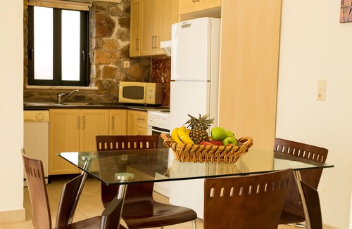 Livadia Villa | Seaview Villa with Private Pool, just 20 min for Elafonissi