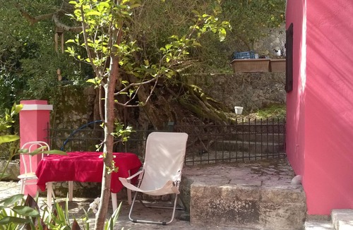 Sinarades House | Small house with large garden in Sinarades Corfu