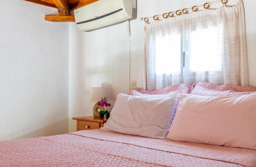 Stafylos Apartment | Smaragdi studios