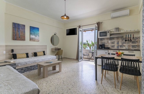 Koutsouras Apartment | SOLE e MARE #A1 Beachfront Apartment – Just 10 Meters from the Sea!