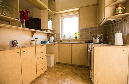Spata-Artemida Apartment | Soulas Place - Close to Athens International Airport, Beach, Shops, Restaurants