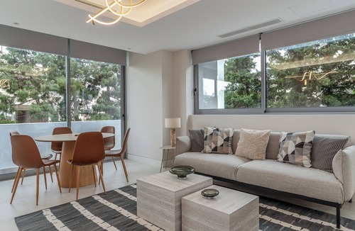 Voula Apartment | Spacious Riviera Apartment Walk to Beach & Cafés