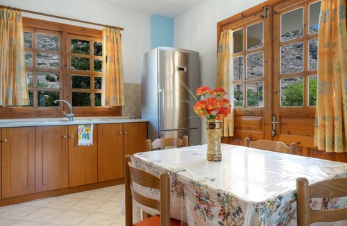 Finiki Apartment | Studio 1 Apartment with Sea View and Balcony