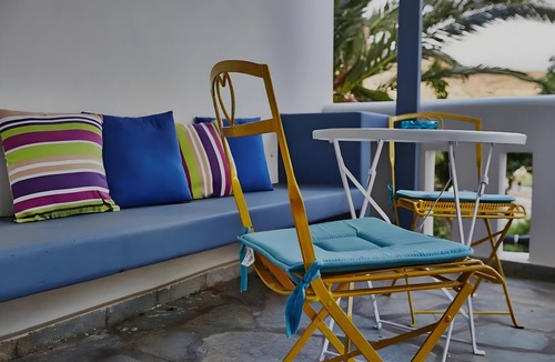 Gavrio Apartment | Studio Apartment 'Irene 7 Deluxe Double 2' with Sea View, Wi-Fi and Air Conditioning