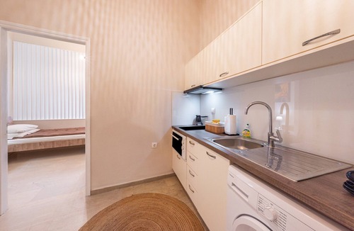 Old Town Apartment | Studio Apartment 'Dora's Apartments 4' with Wi-Fi and Air Conditioning