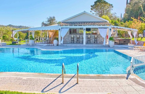 Sidari Apartment | Studio Apartment 'Vintage Resort 17' with Mountain View, Wi-Fi and Air Conditioning