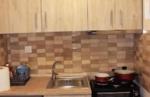 Old Town Apartment | Studio Sleeps 2 with Wi-Fi