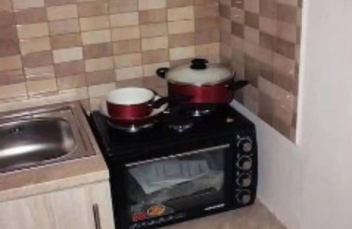 Old Town Apartment | Studio Sleeps 2 with Wi-Fi
