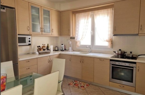 Kalivia Poliyirou House | Stunning Sea View 2BR Home: Family & Pet-Friendly in Kalyves