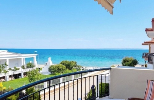 Kalivia Poliyirou House | Stunning Sea View 2BR Home: Family & Pet-Friendly in Kalyves