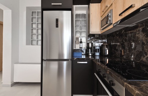 Evgiros Apartment | Suite 3 – Elegant & Serene Hideaway I September15 Suites