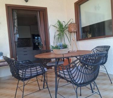 Galatas Apartment | SuiteViewPoros-Luxury Apartment in Galatas
