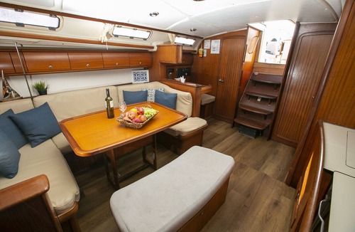 Keramoti Boat Rental | Sun-Kissed Sailing Adventure in Egeo Norte - Islas Griegas
