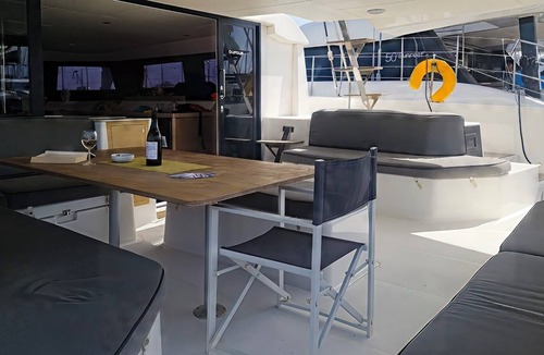 Tourlos Boat Rental | Sun-Kissed Sailing Adventure in Islas Cícladas, Mykonos