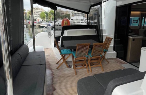 Pasalimani Boat Rental | Sun-Kissed Sailing Adventure in Islas Sarónicas