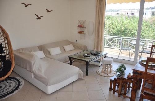 Halepa Apartment | Sunny apartment near the centre of Chania