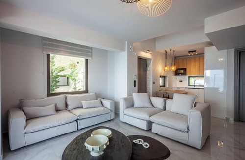 Haniotis Villa | Sunshine Luxury Villa