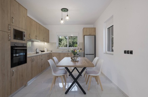 Ialyssos Apartment | Sweet Home Luxury Apartment