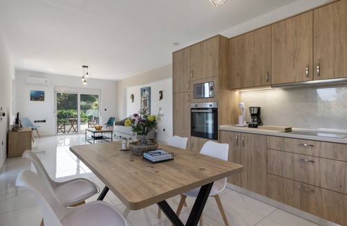 Ialyssos Apartment | Sweet Home Luxury Apartment