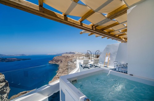 Santorini House | Symphony Suites