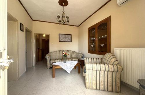 Tragilos Apartment | Tania's Country House-Mavrothalassa