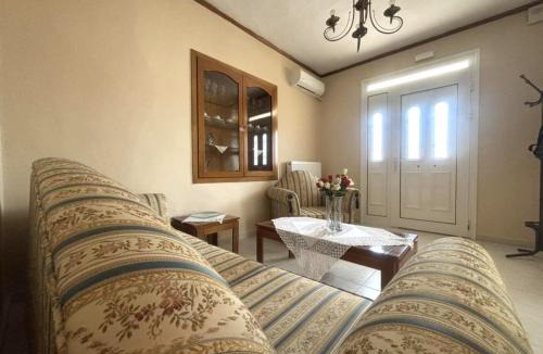 Tragilos Apartment | Tania's Country House-Mavrothalassa