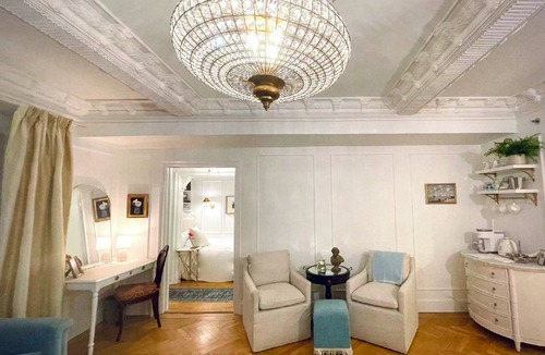 Central Park South Condo | The Carnegie Suite on Central Park