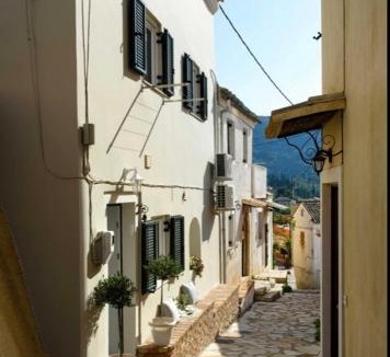 Achilleio House | The Gastouri House, Located In Central Corfu, Near Achilleion