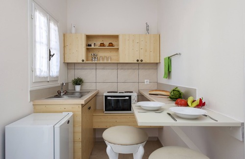 Kassiopi Apartment | The Orange Garden Apartment