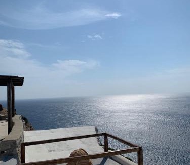 Elia Apartment | The Rock View Apartment