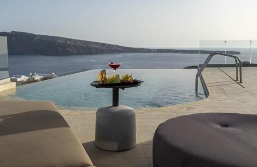 Oia Villa | The Villas by Santo Collection