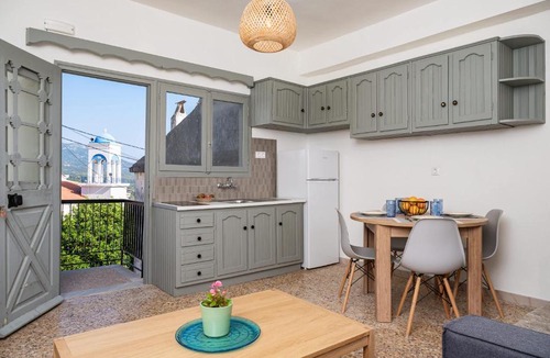 Koumeika Apartment | The Yellow Donkey Koumeika Traditional Stay Samos