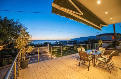 Paralia Vergas House | THEA Seaview Luxury Living